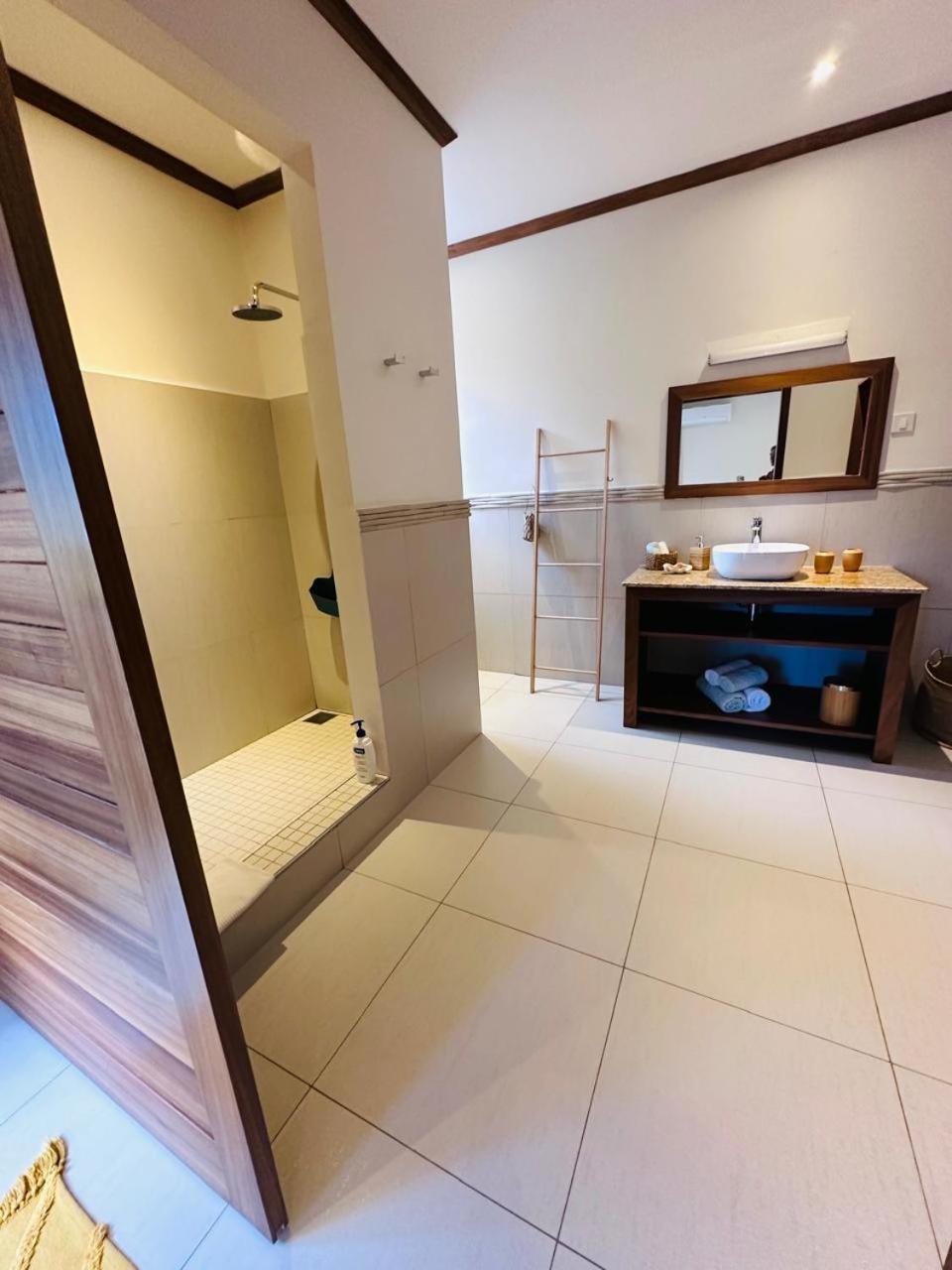 Lodoicea Apartments بيل أومبغْ المظهر الخارجي الصورة